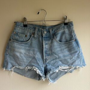 Levi’s 501 Denim Shorts 26